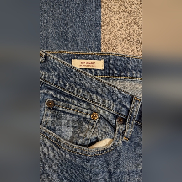 Men's Hollister Slim Straight Epic Flex Jeans. Light Wash. Size is W34 L… - Picture 6 of 12